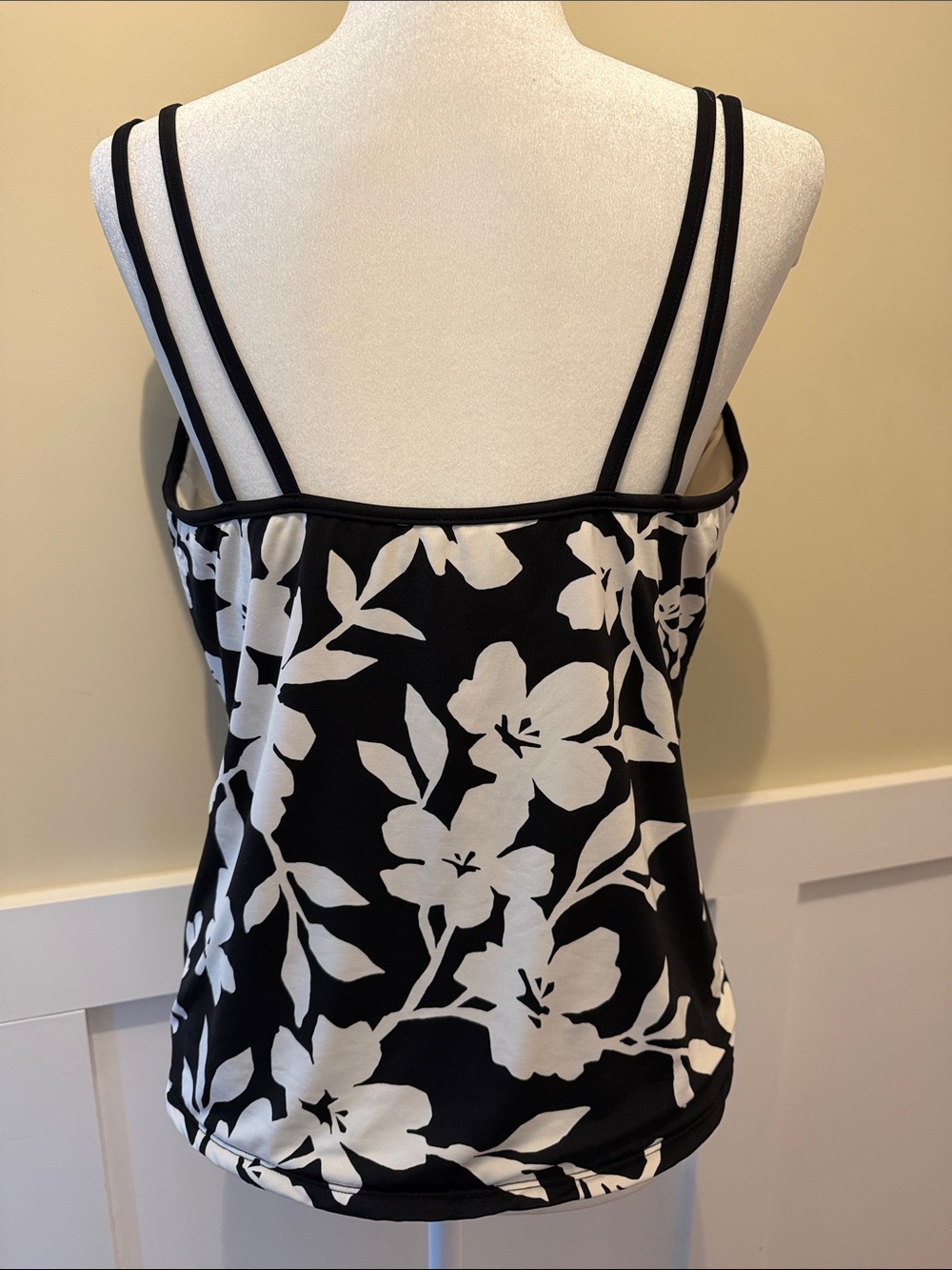 Miraclesuit Tankini Top - Picture 4 of 5